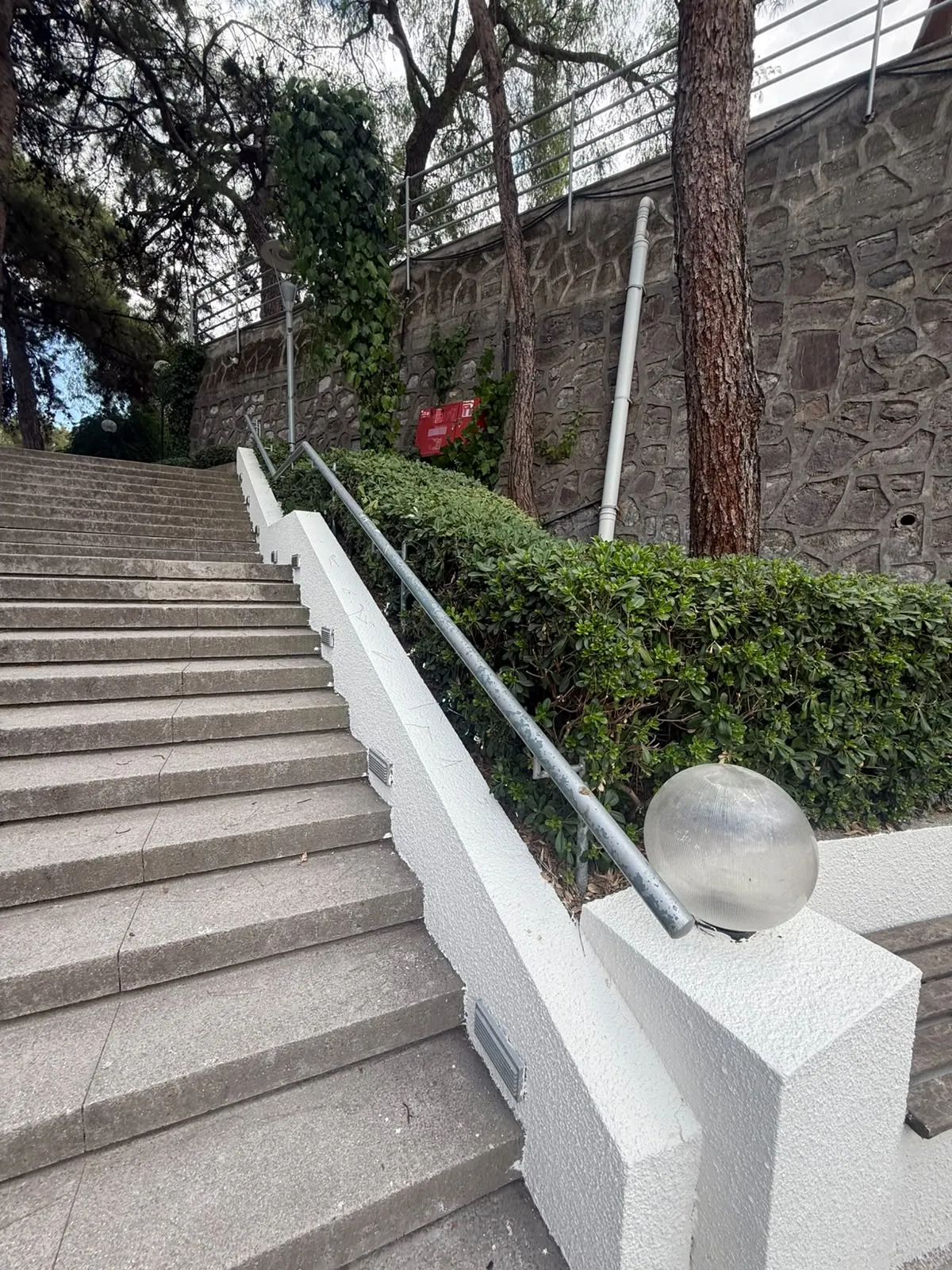 Ekonomi Üniversitesi Tadi̇lat İşleri̇