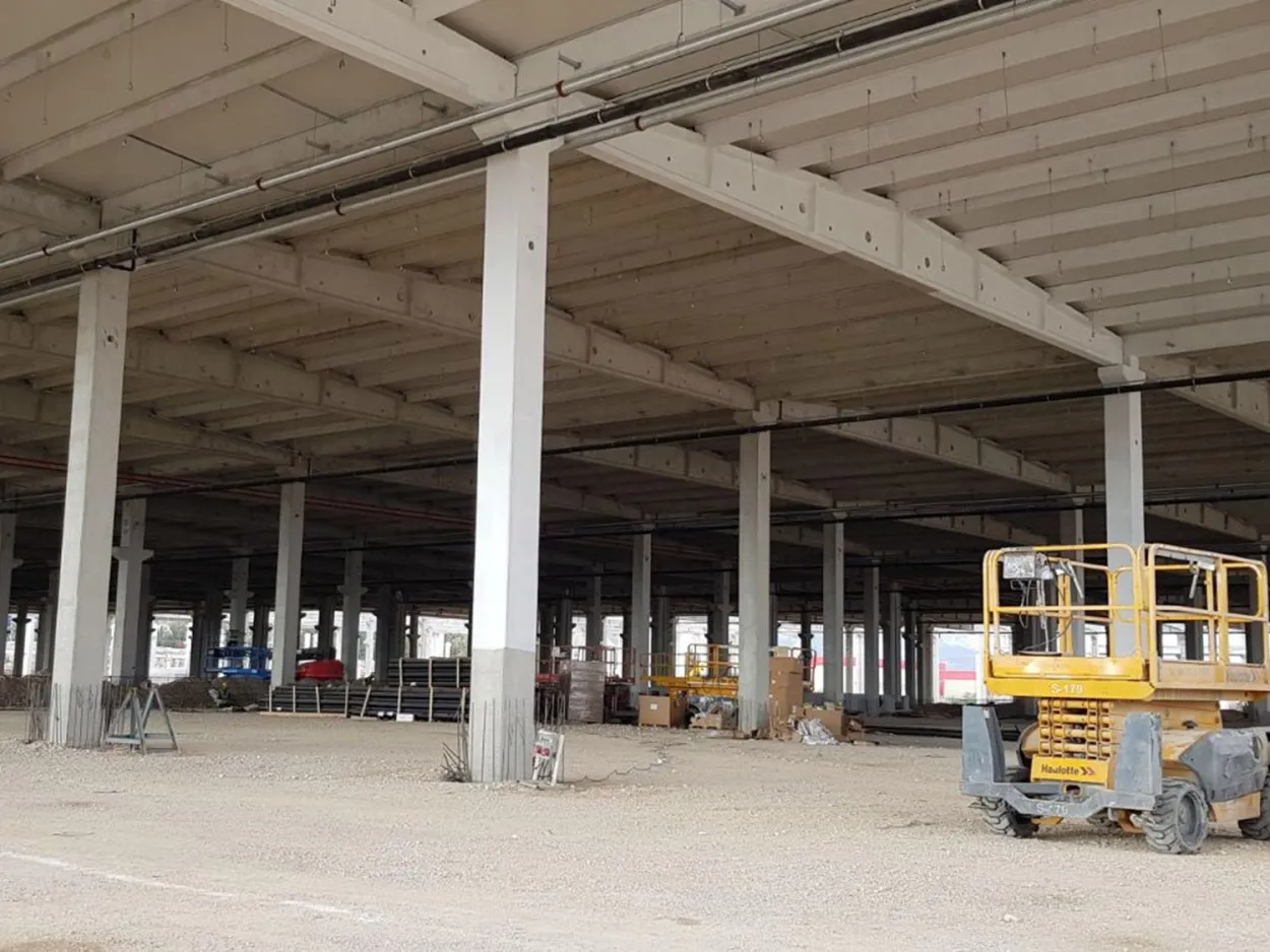 Vestel Kurutma Makinesi Fabrikası Prefabrik Aşıkların Boyanması