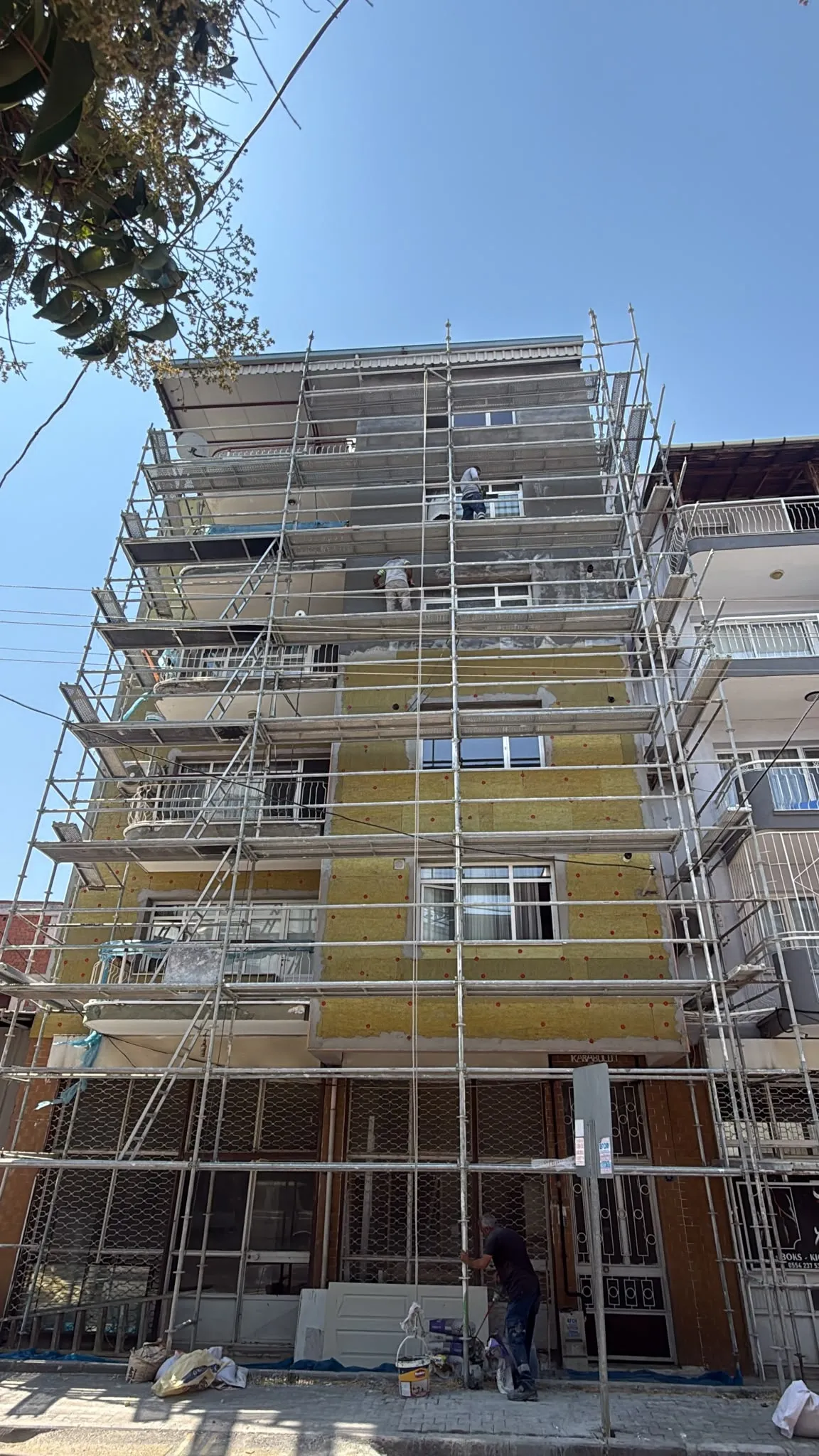 Bayraklı dış cephe mantolama
